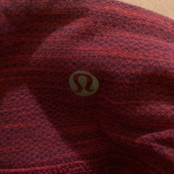 Lululemon Maroon Burgundy Leggings w/ Hidden Front Pocket - Picture 4 of 4
